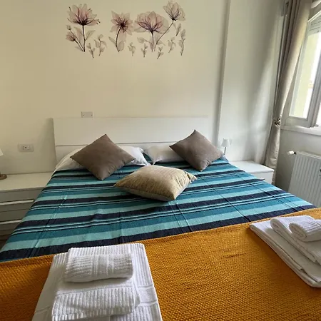 By Foot Appartement Varenna